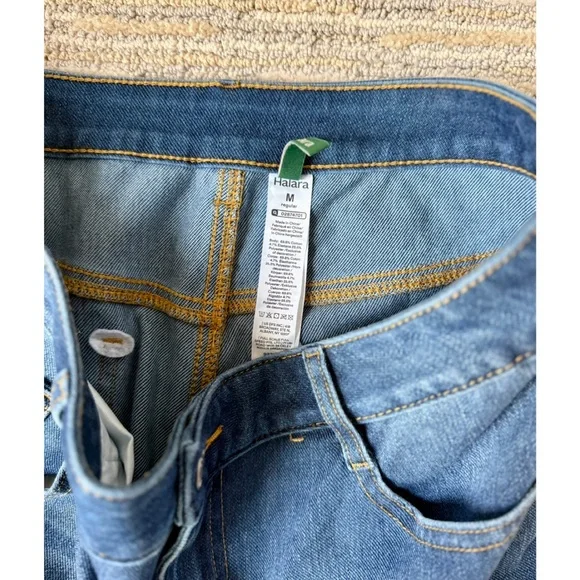 Halara Flex Mid Rise Barrel Leg Washed Casual Jeans with Pockets - Picture 2 of 3